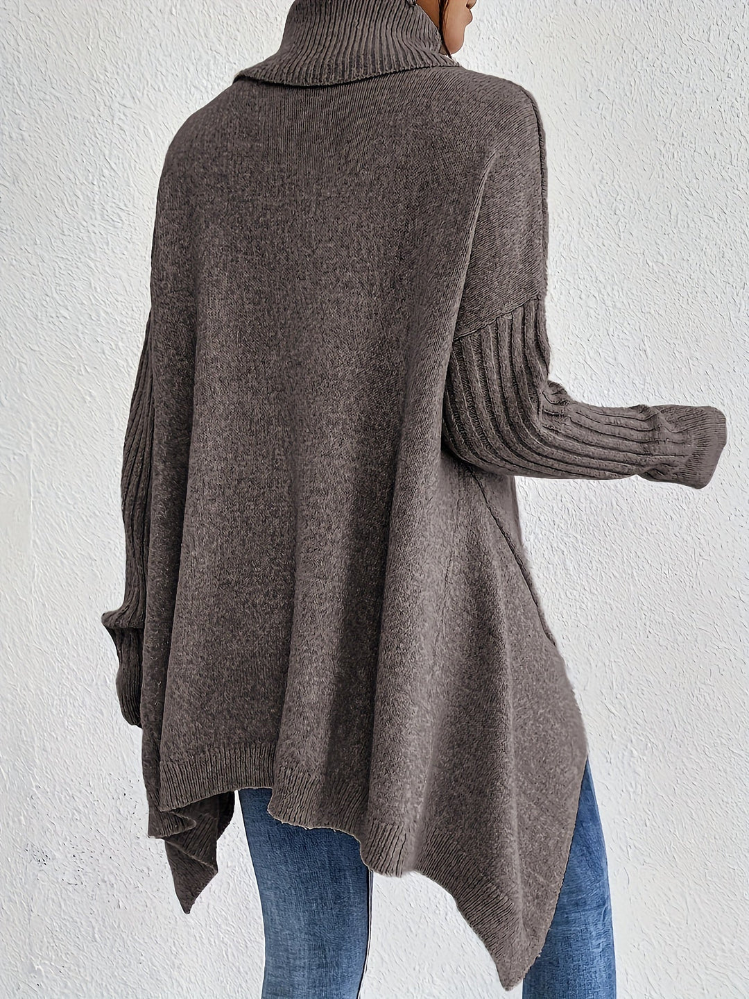 LEAH | OVERSIZED TURTLENECK SWEATER