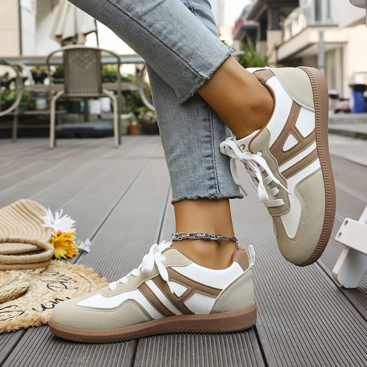 CHLOE | COMFORTABLE ORTHOPEDIC SNEAKERS
