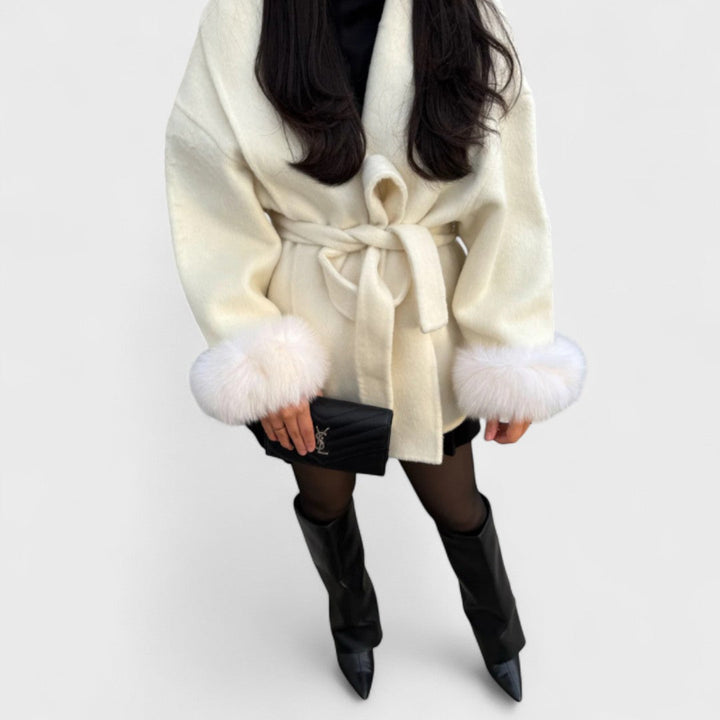BONNIE | ELEGANT COAT WITH FAUX FUR DETAILS