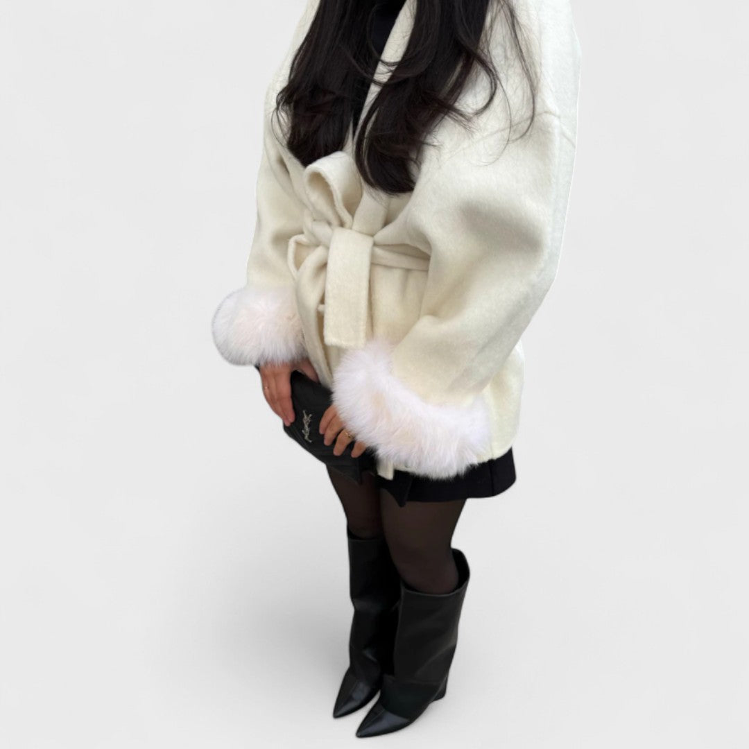 BONNIE | ELEGANT COAT WITH FAUX FUR DETAILS