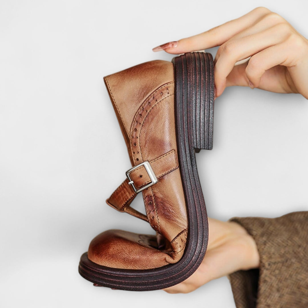 MIA | CLASSIC T-STRAP LEATHER SHOES